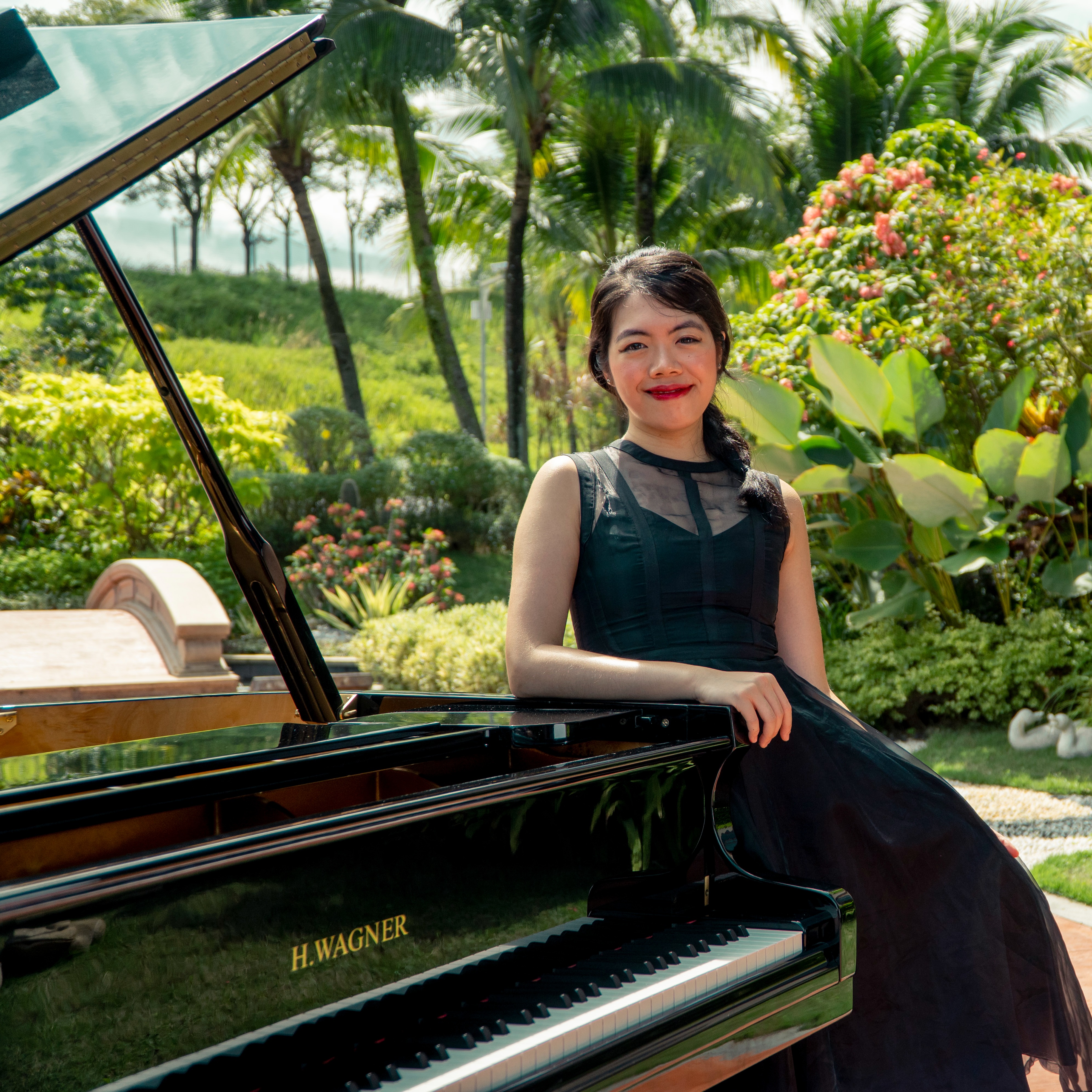 Jessandra Wong — Piano, Vocal, Public Speaking instructor in SHAH ALAM
