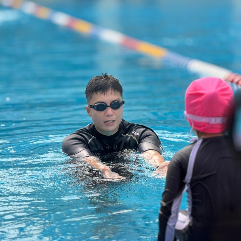 Kwang Ming — Swimming instructor in Mont Kiara