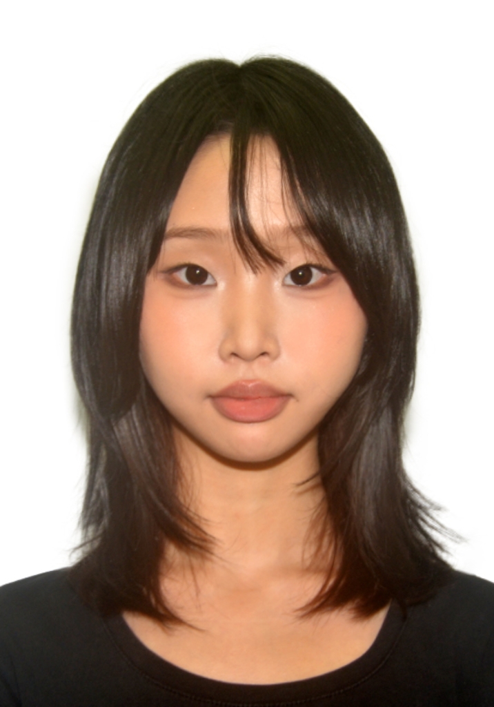 Loo Jingwen Lyndsey — Art instructor in Selangor